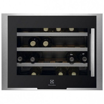 Холодильник ELECTROLUX erw0670a