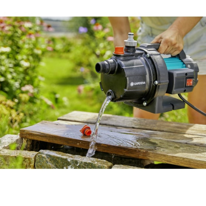 Насос садовый GARDENA 3600/4 Насос садовый GARDENA 3600/4